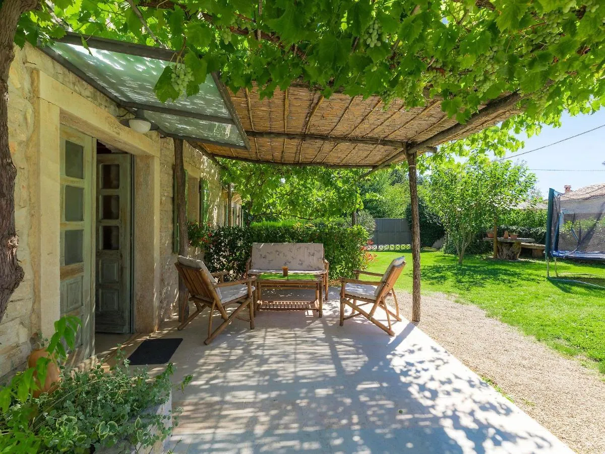Holiday Home Hrelja - Roj418 By Interhome Žminj