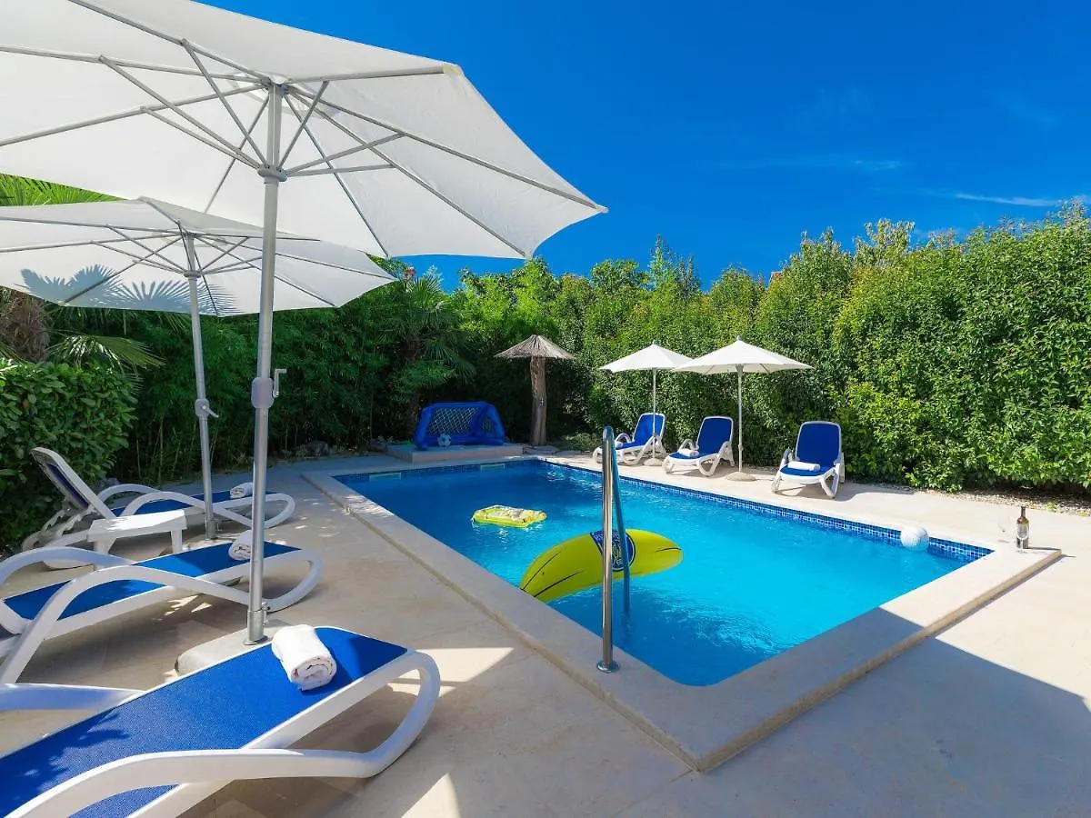 Holiday Home Hrelja - Roj418 By Interhome Žminj