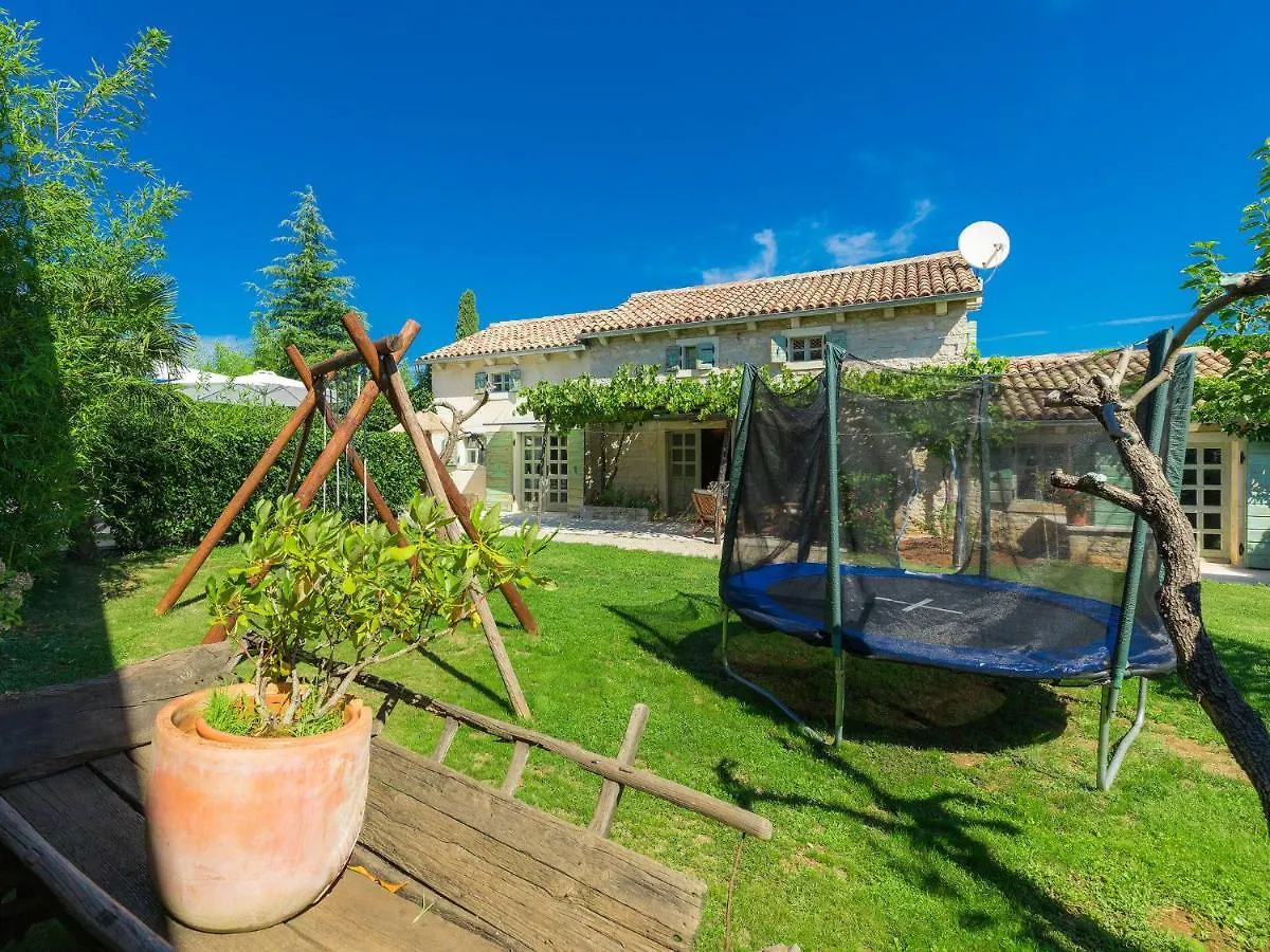 Holiday Home Hrelja - Roj418 By Interhome Žminj